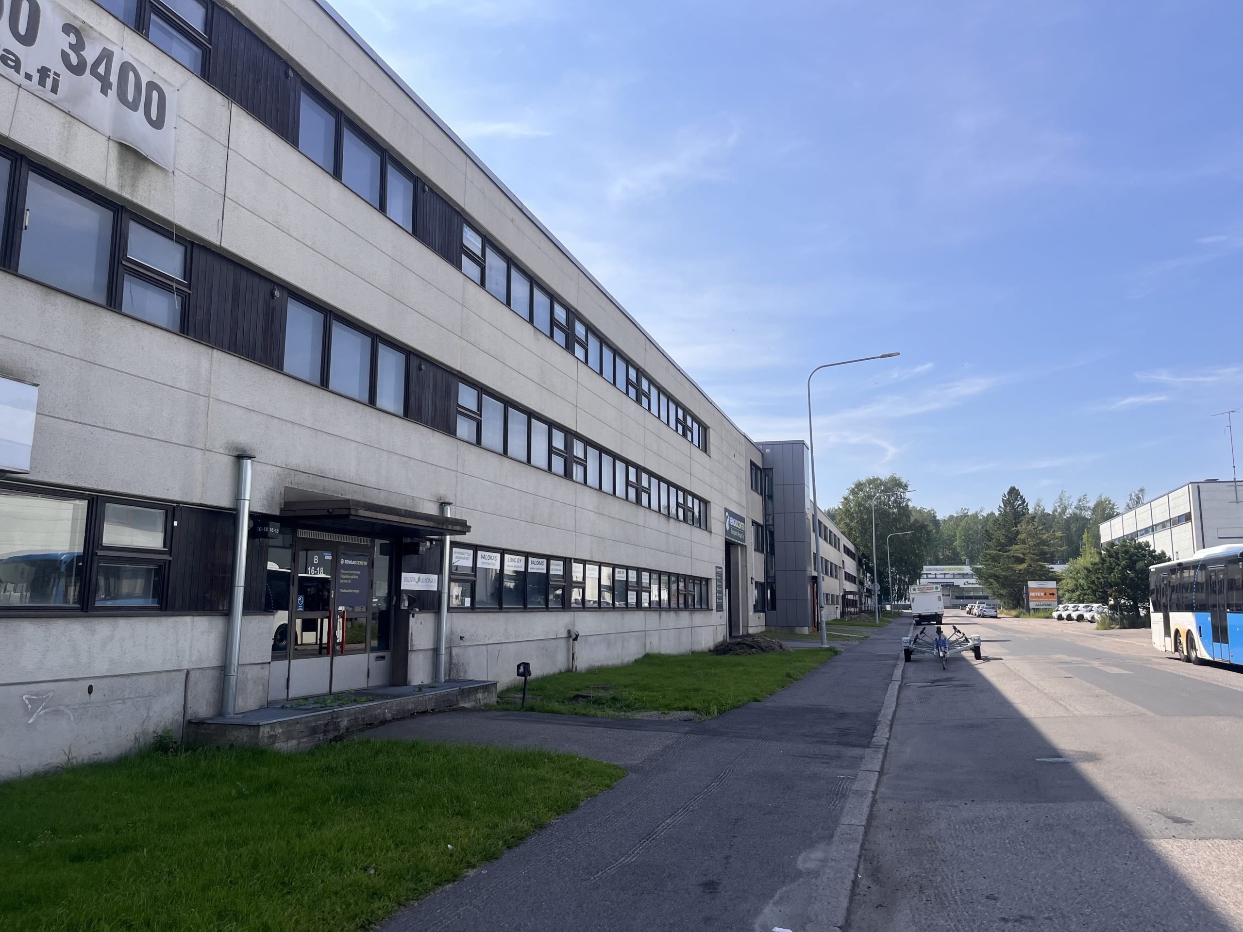 Pääsisäänkäynti